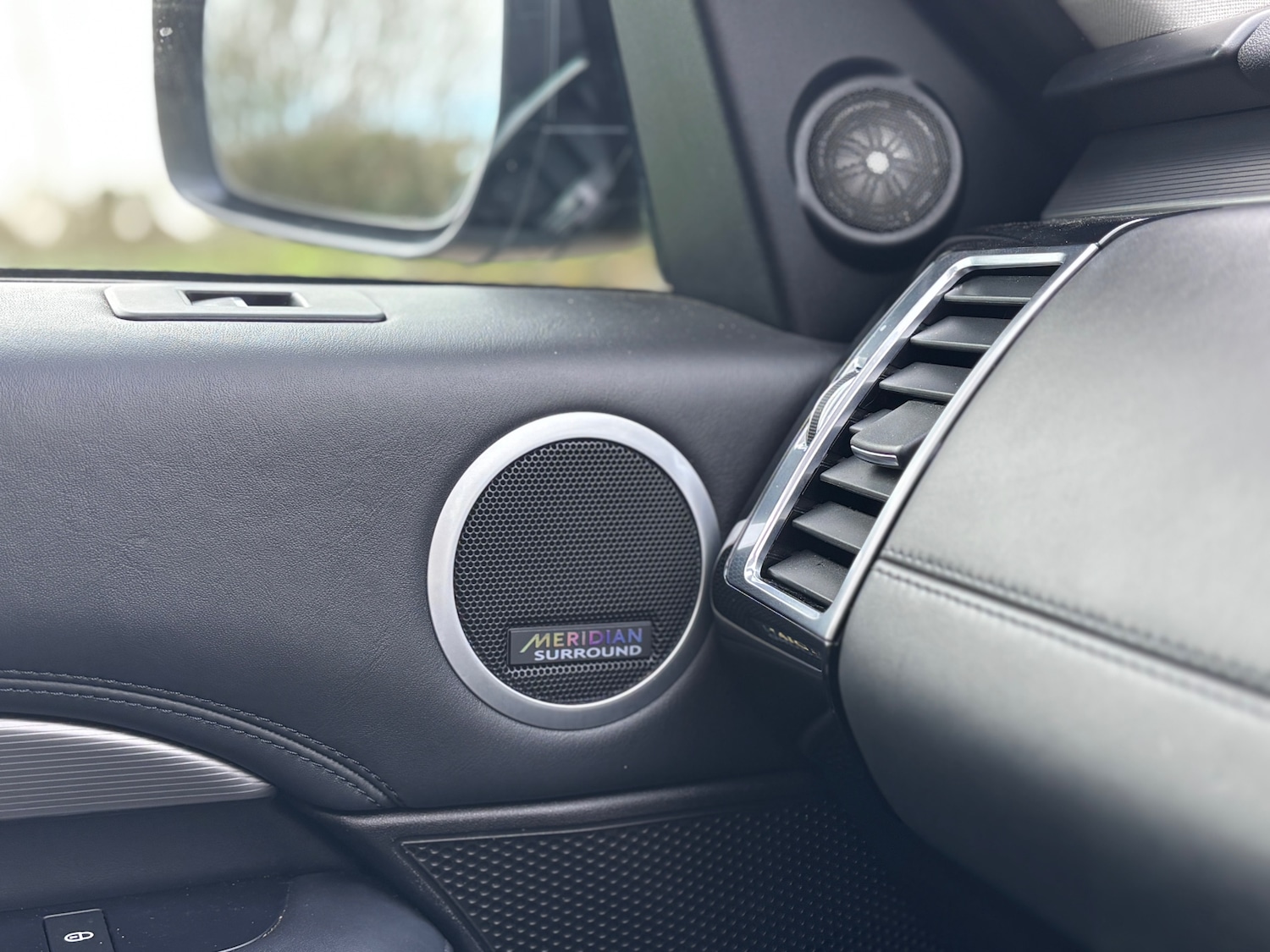 Used Land Rover Discovery 2018 for sale - 77897924: Photo 23