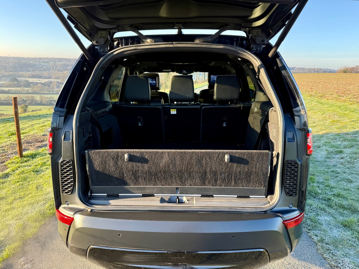 Used Land Rover Discovery 2017 for sale - 76687105: Photo 13