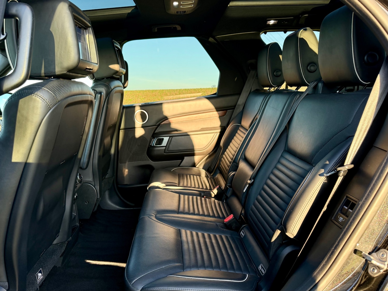 Used Land Rover Discovery 2017 for sale - 76687105: Photo 16