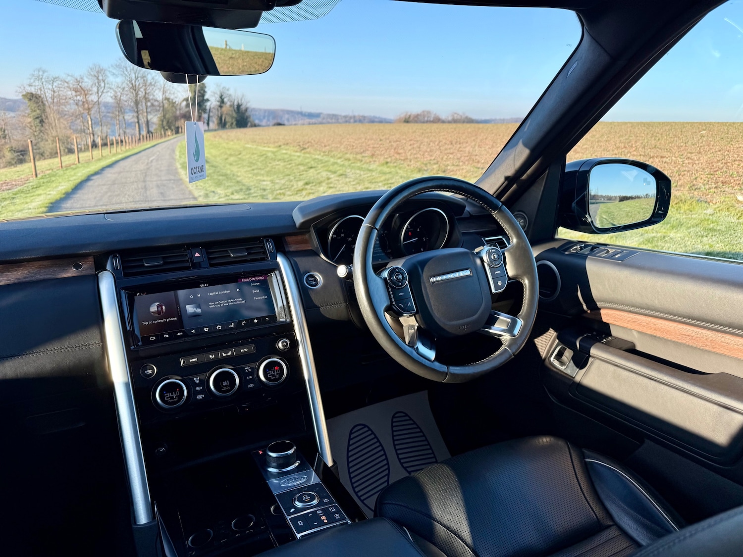 Used Land Rover Discovery 2017 for sale - 76687105: Photo 19
