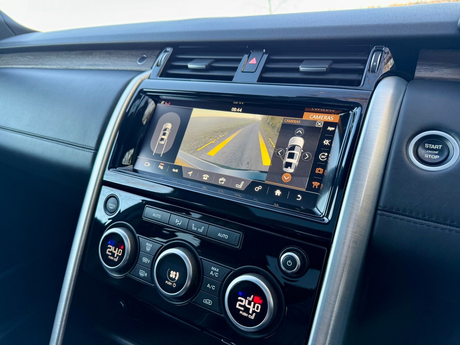 Used Land Rover Discovery 2017 for sale - 76687105: Photo 27