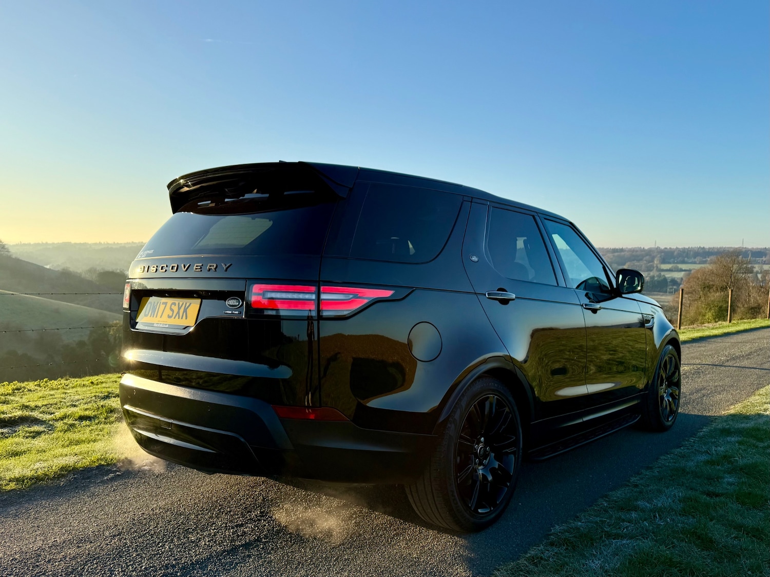 Used Land Rover Discovery 2017 for sale - 76687105: Photo 4