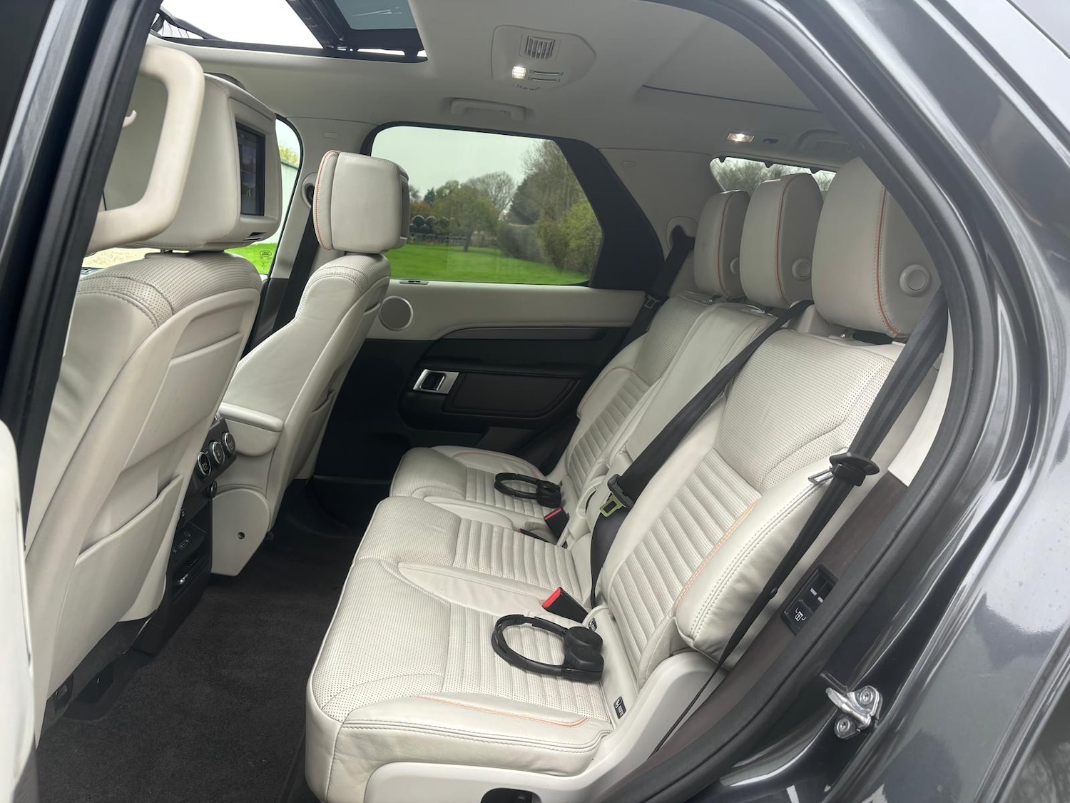 Used Land Rover Discovery 2017 for sale - 77707357: Photo 13