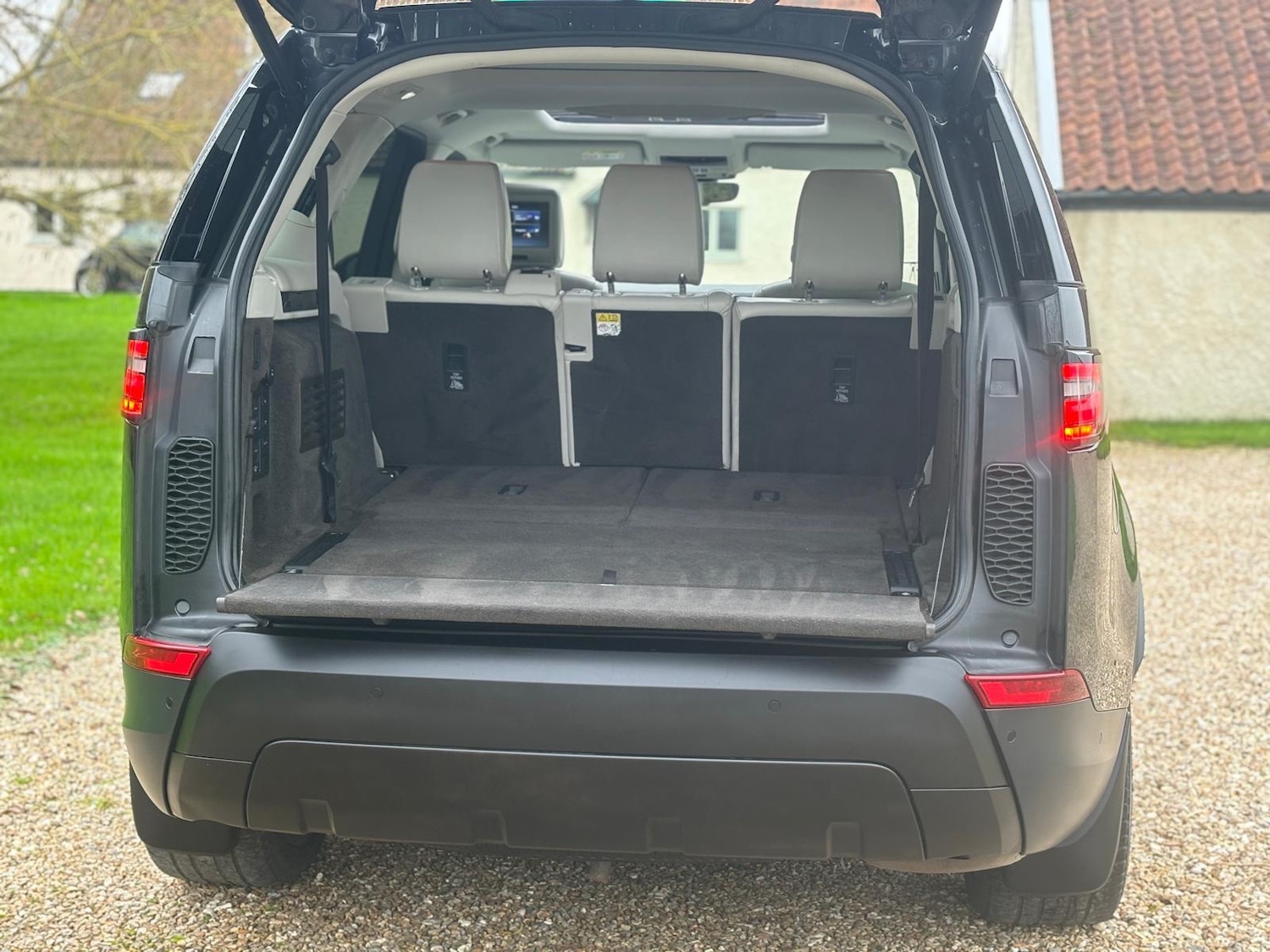 Used Land Rover Discovery 2017 for sale - 77707357: Photo 17