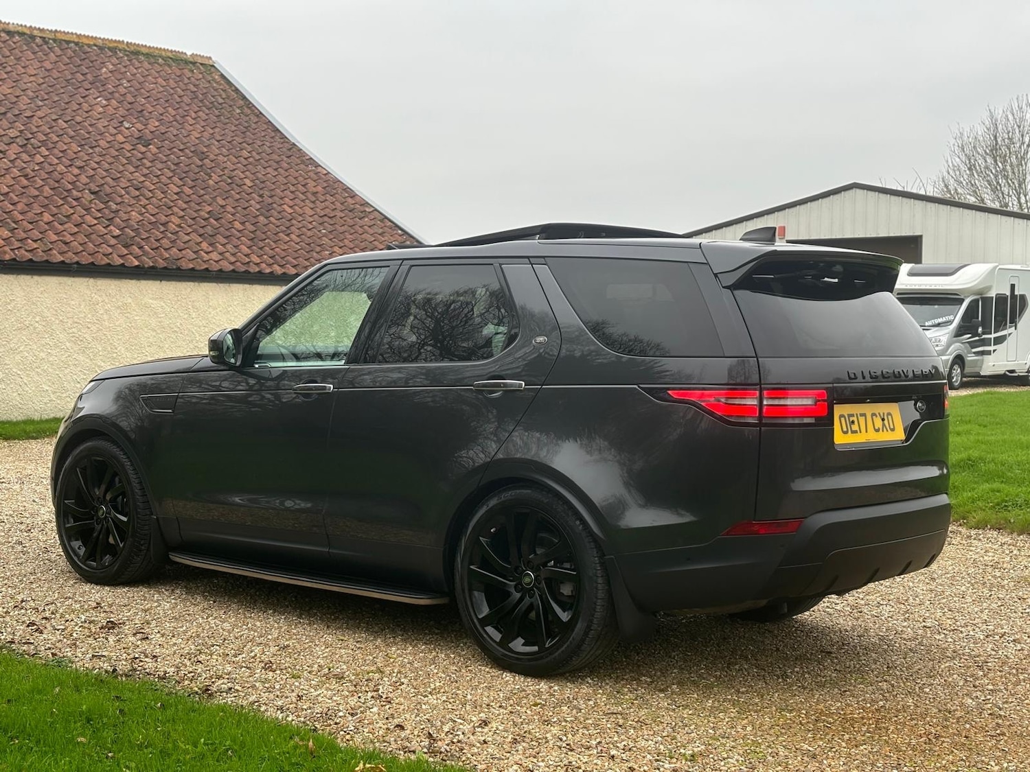 Used Land Rover Discovery 2017 for sale - 77707357: Photo 4