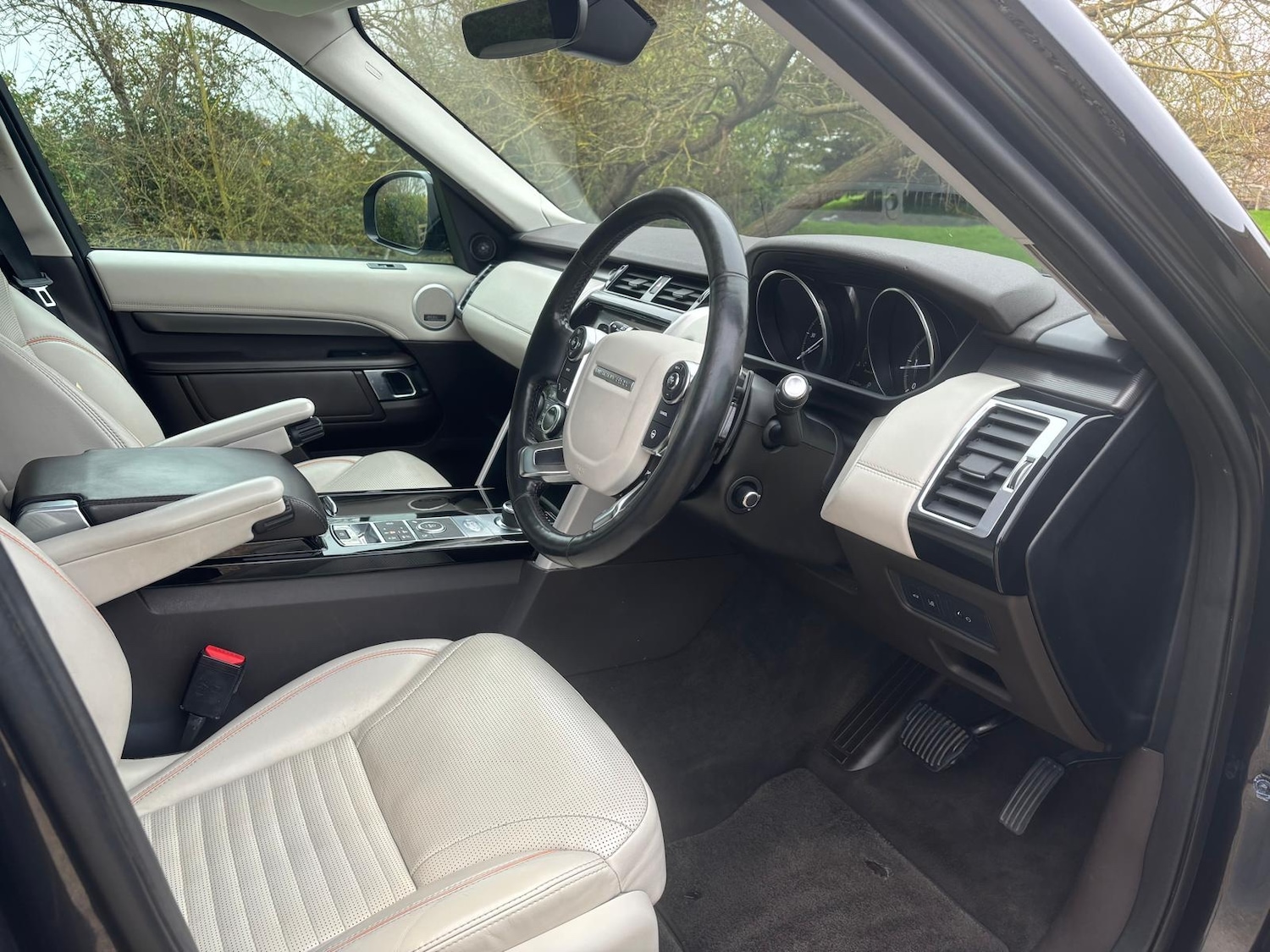 Used Land Rover Discovery 2017 for sale - 77707357: Photo 7