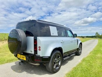 Used Land Rover Defender 2021 for sale - 78916232: Photo