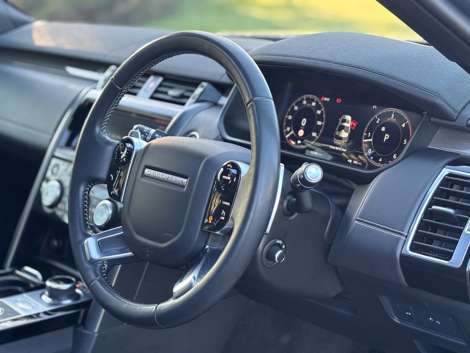 Used Land Rover Discovery 2019 for sale - 76799637: Photo 11