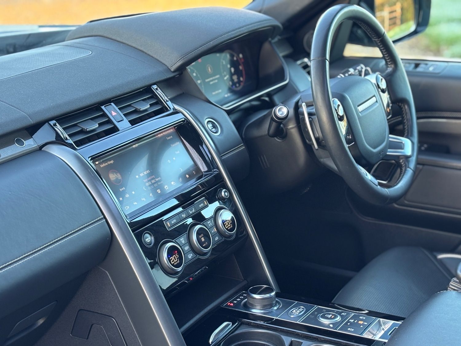 Used Land Rover Discovery 2019 for sale - 76799637: Photo 18