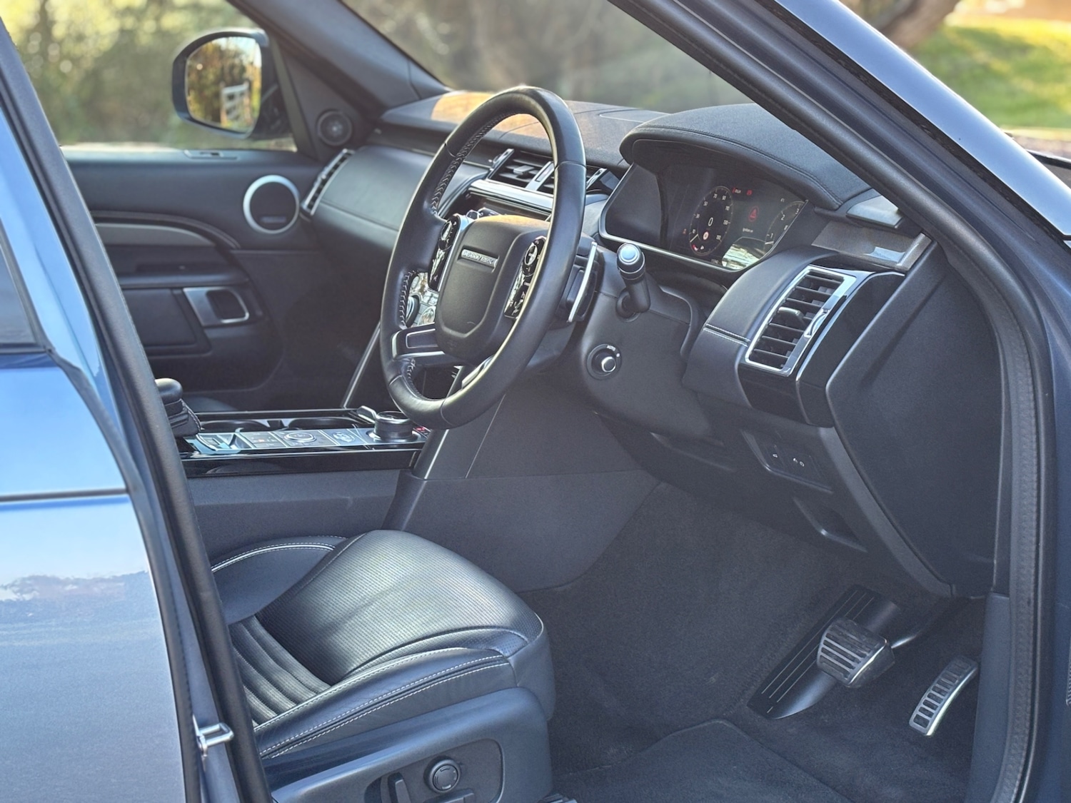 Used Land Rover Discovery 2019 for sale - 76799637: Photo 7