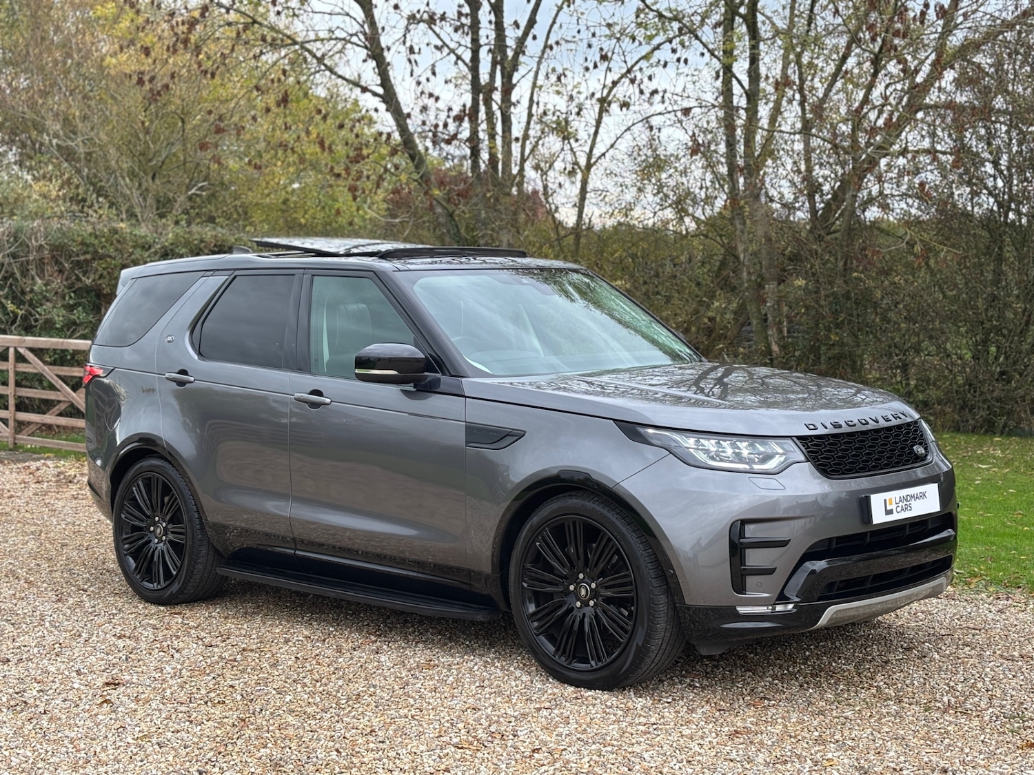Used Land Rover Discovery 2019 for sale - 76346791: Photo 1