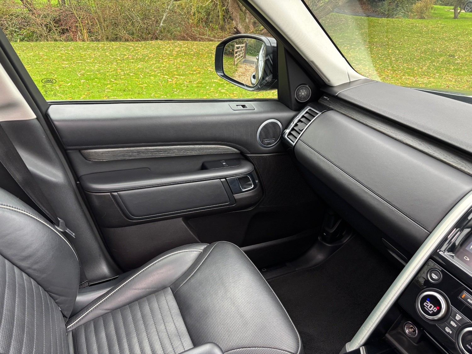 Used Land Rover Discovery 2019 for sale - 76346791: Photo 25