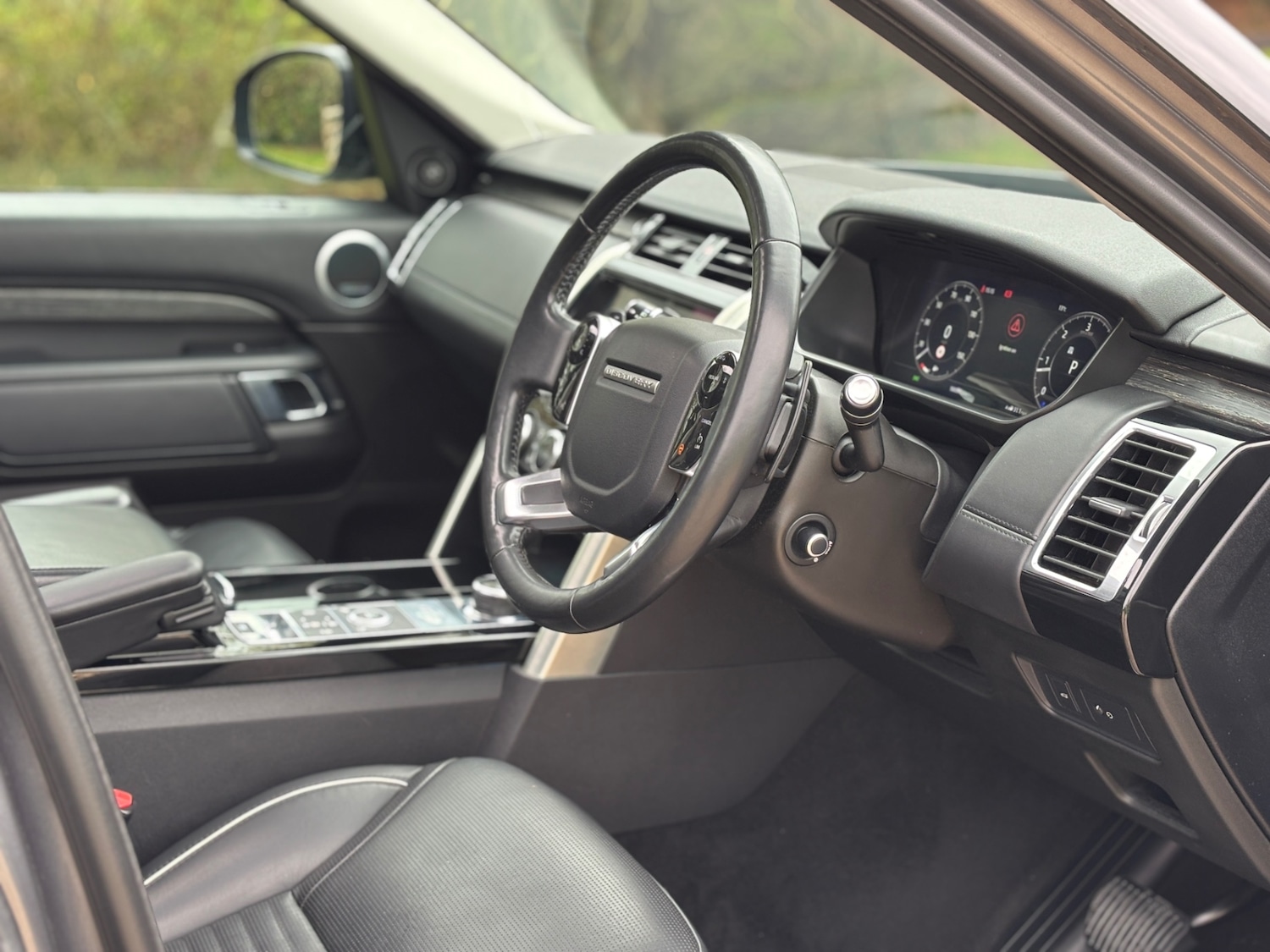 Used Land Rover Discovery 2019 for sale - 76346791: Photo 8