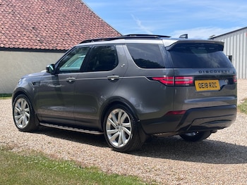 Used Land Rover Discovery 2018 for sale - 79211695: Photo