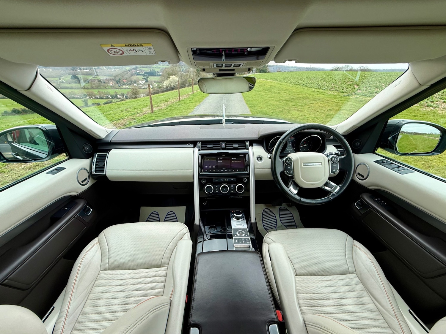 Used Land Rover Discovery 2017 for sale - 77736076: Photo 21