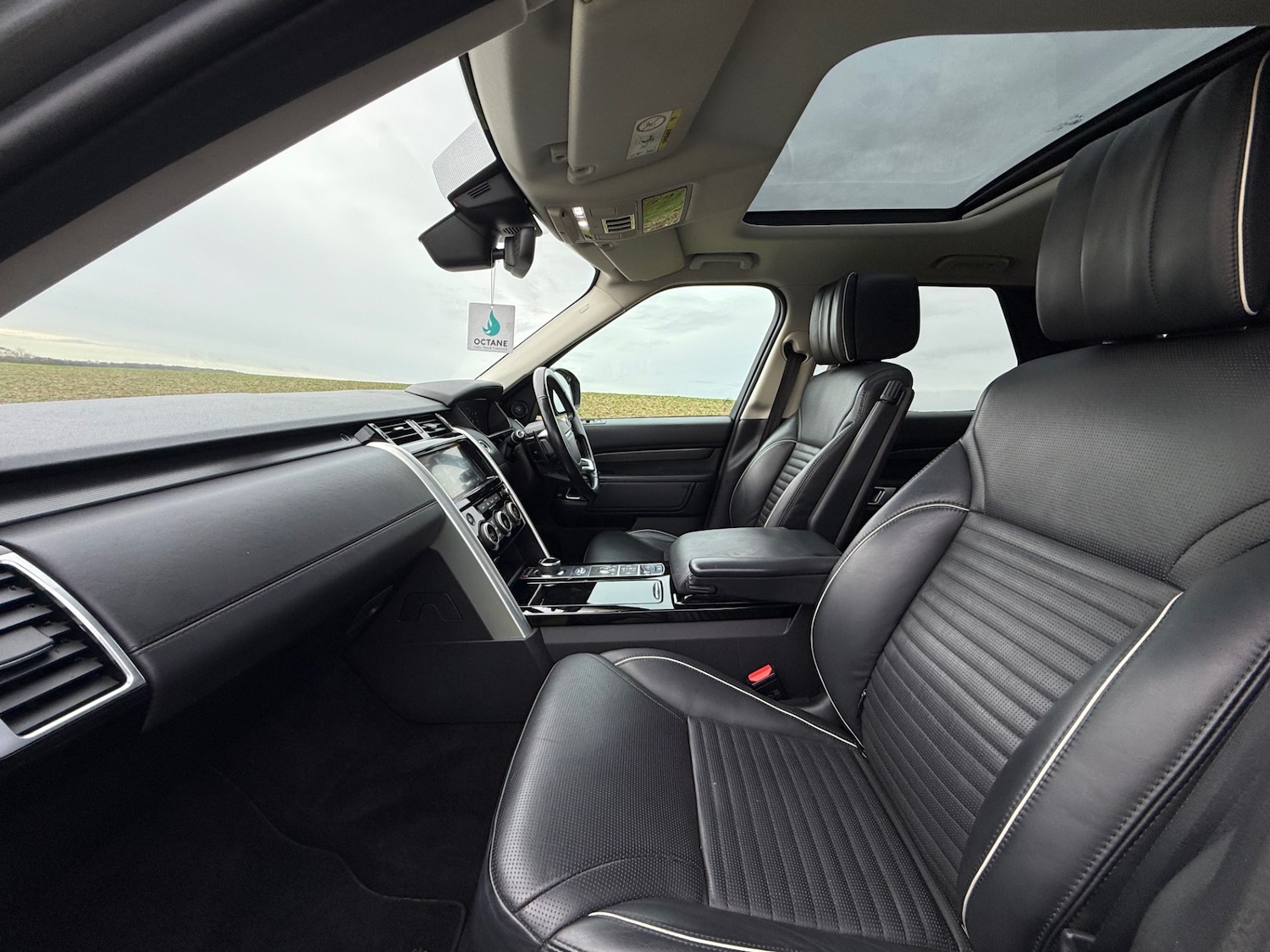 Used Land Rover Discovery 2020 for sale - 76863660: Photo 13