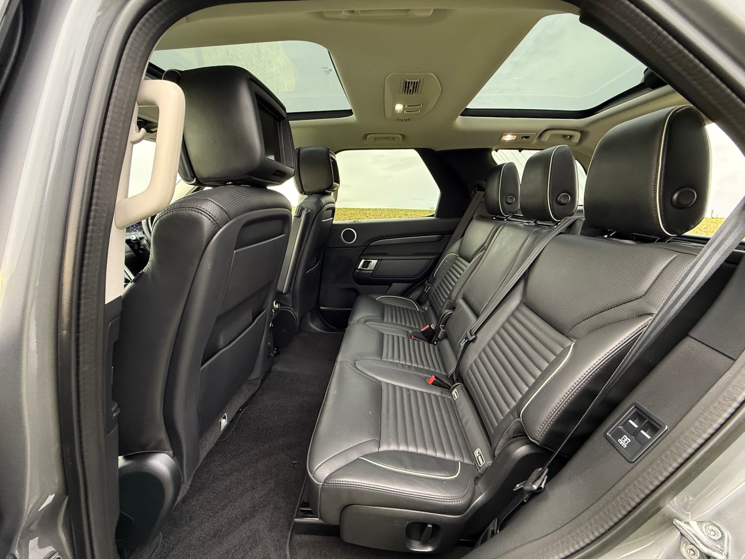 Used Land Rover Discovery 2020 for sale - 76863660: Photo 19