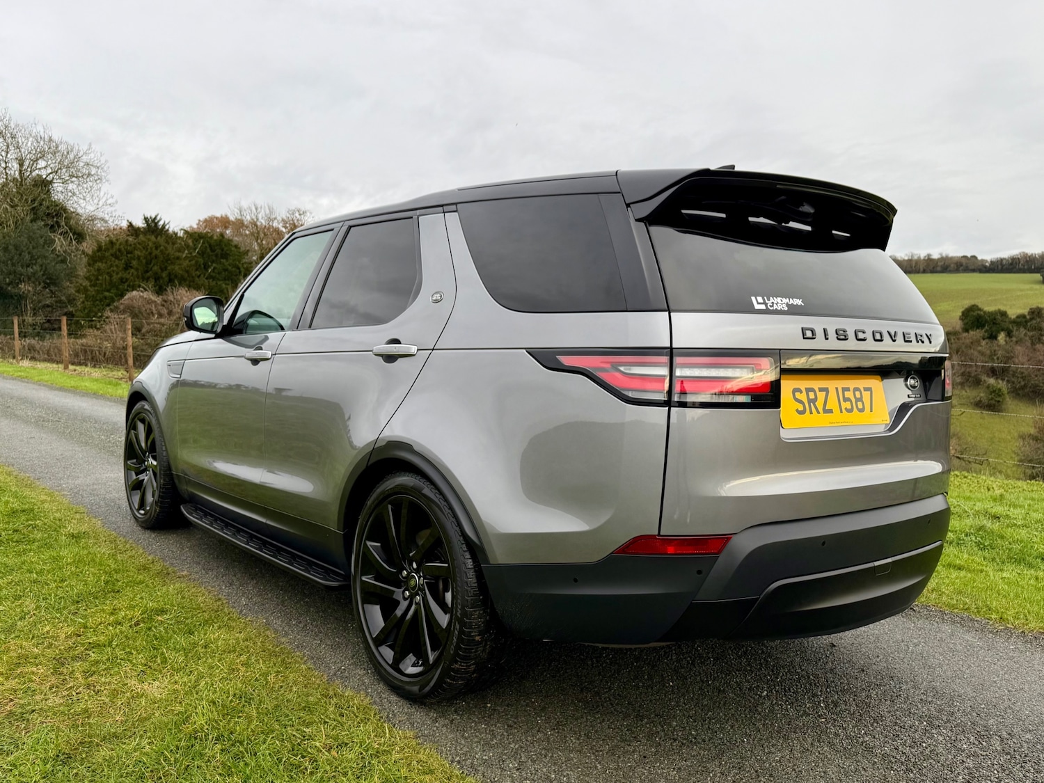 Used Land Rover Discovery 2020 for sale - 76863660: Photo 8