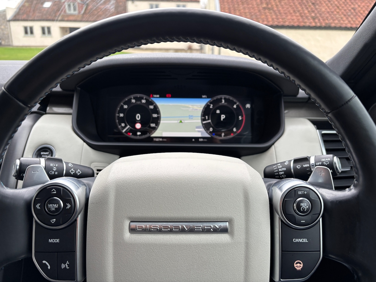 Used Land Rover Discovery 2017 for sale - 76418526: Photo 22