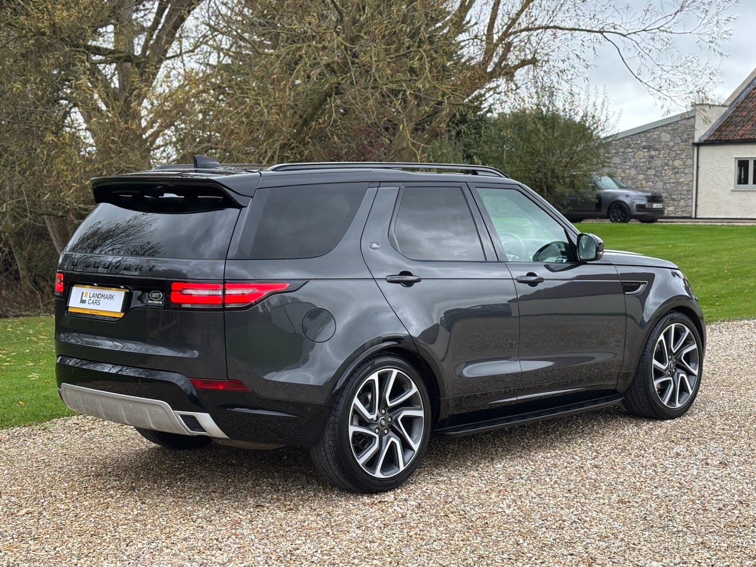 Used Land Rover Discovery 2017 for sale - 76418526: Photo 5