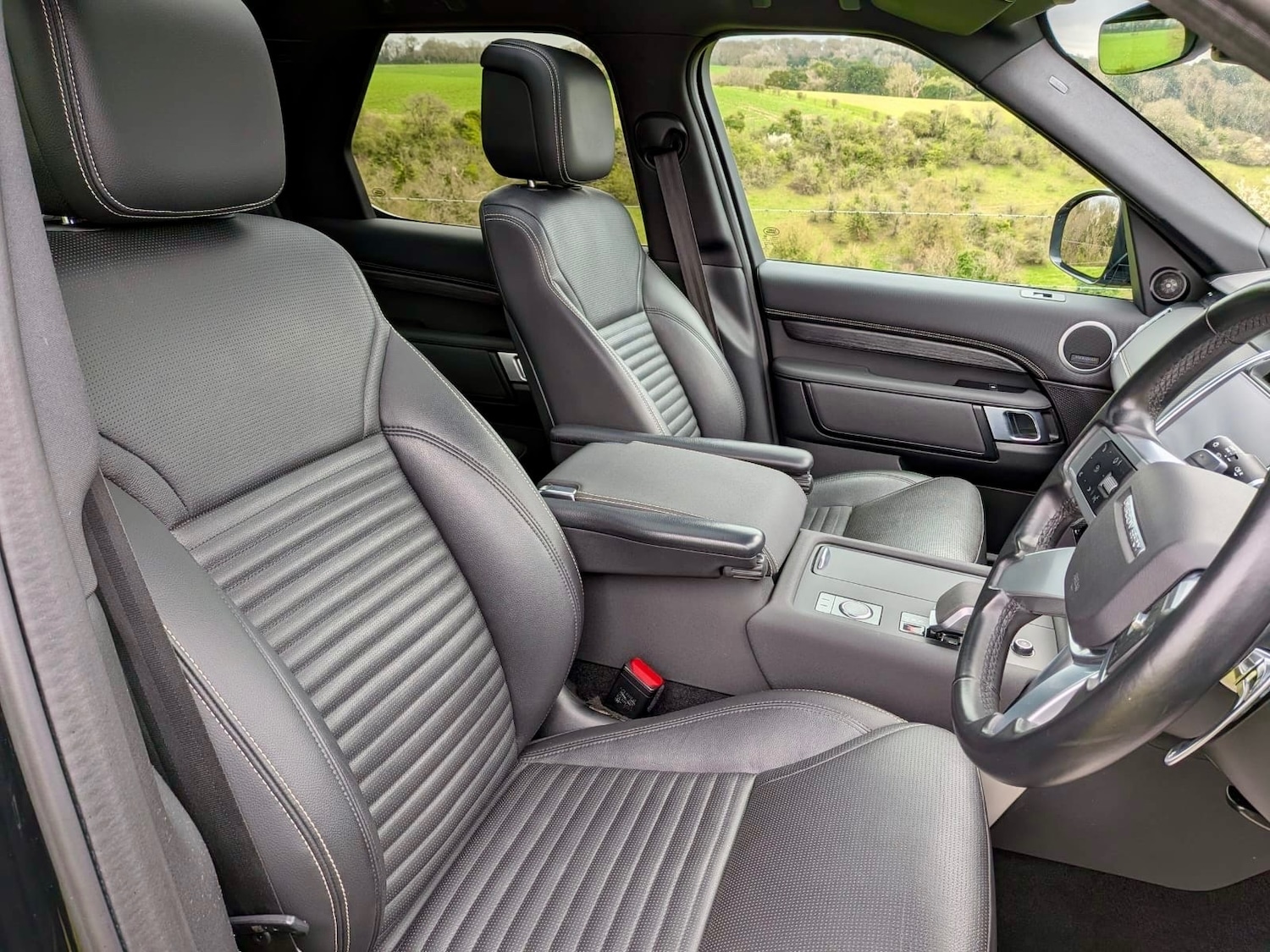 Used Land Rover Discovery 2022 for sale - 78053618: Photo 14