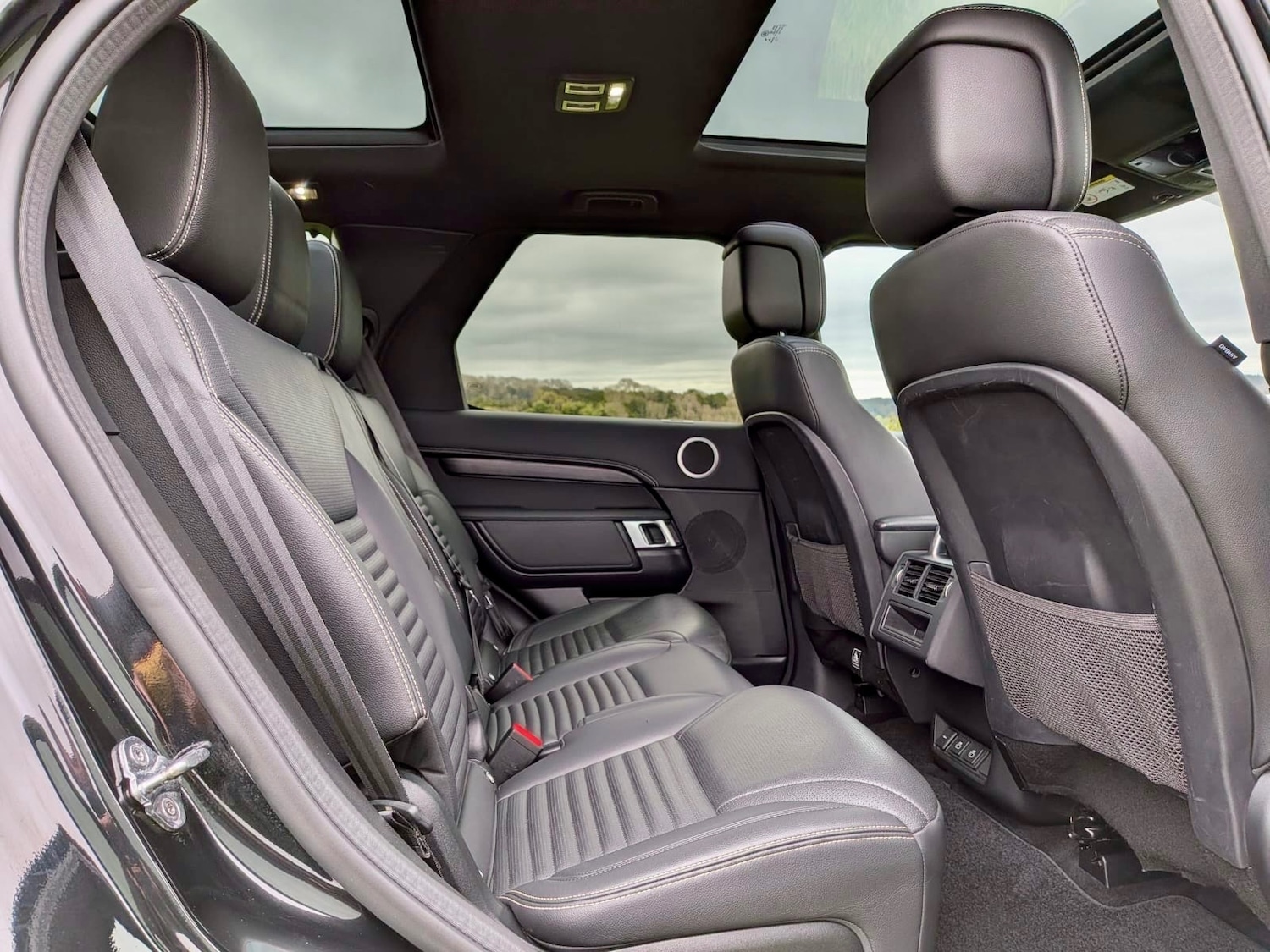 Used Land Rover Discovery 2022 for sale - 78053618: Photo 15