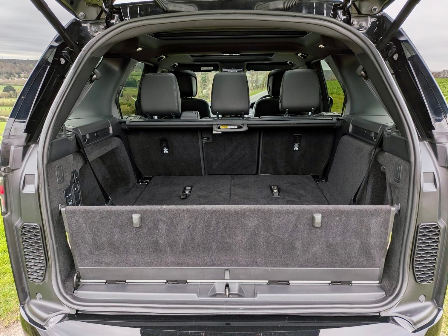 Used Land Rover Discovery 2022 for sale - 78053618: Photo 22