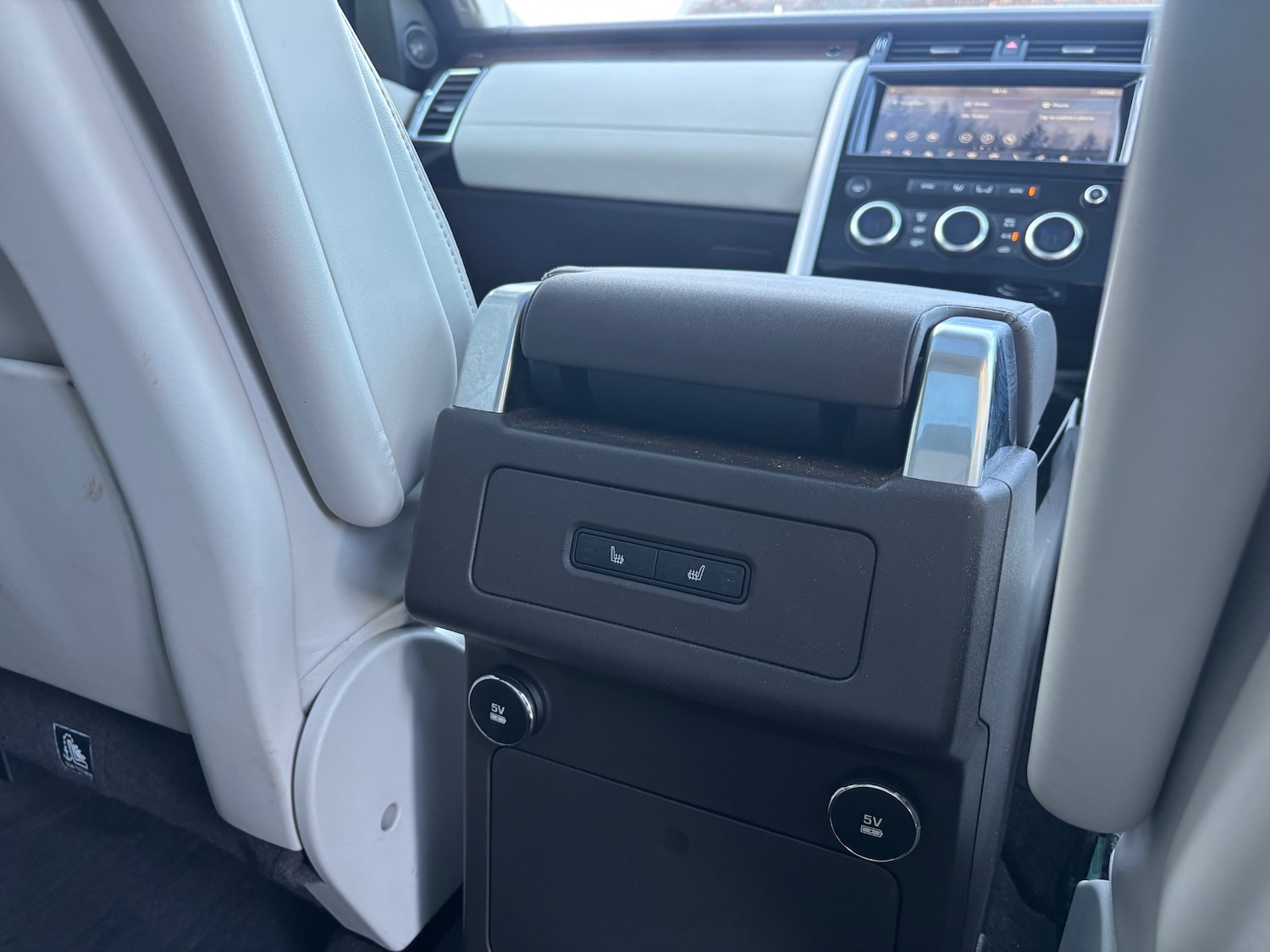 Used Land Rover Discovery 2018 for sale - 76707408: Photo 13