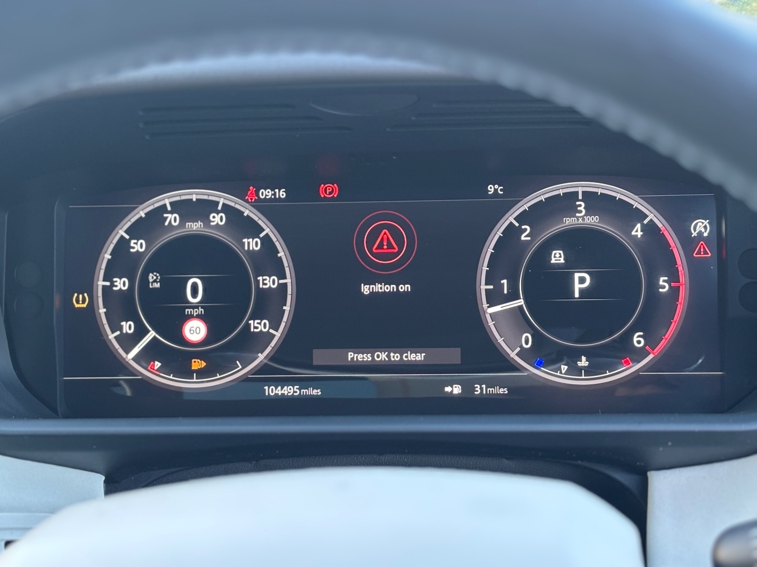 Used Land Rover Discovery 2018 for sale - 76707408: Photo 21