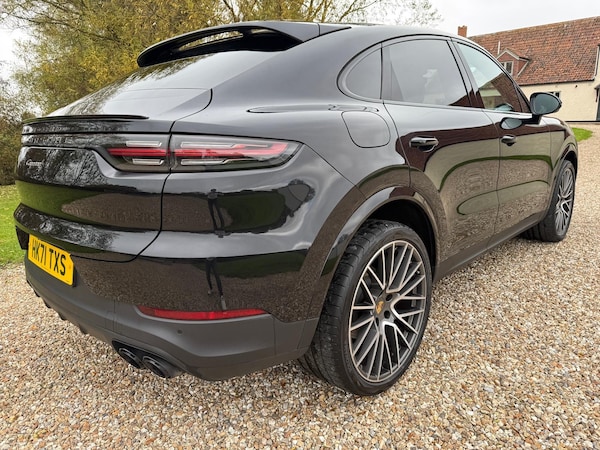 Used Porsche Cayenne 2021 for sale - 76281700: Photo 15