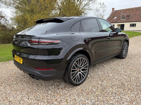 Used Porsche Cayenne 2021 for sale - 76281700: Photo 4