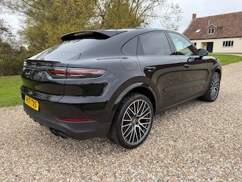 Used Porsche Cayenne 2021 for sale - 76281700: Photo 4