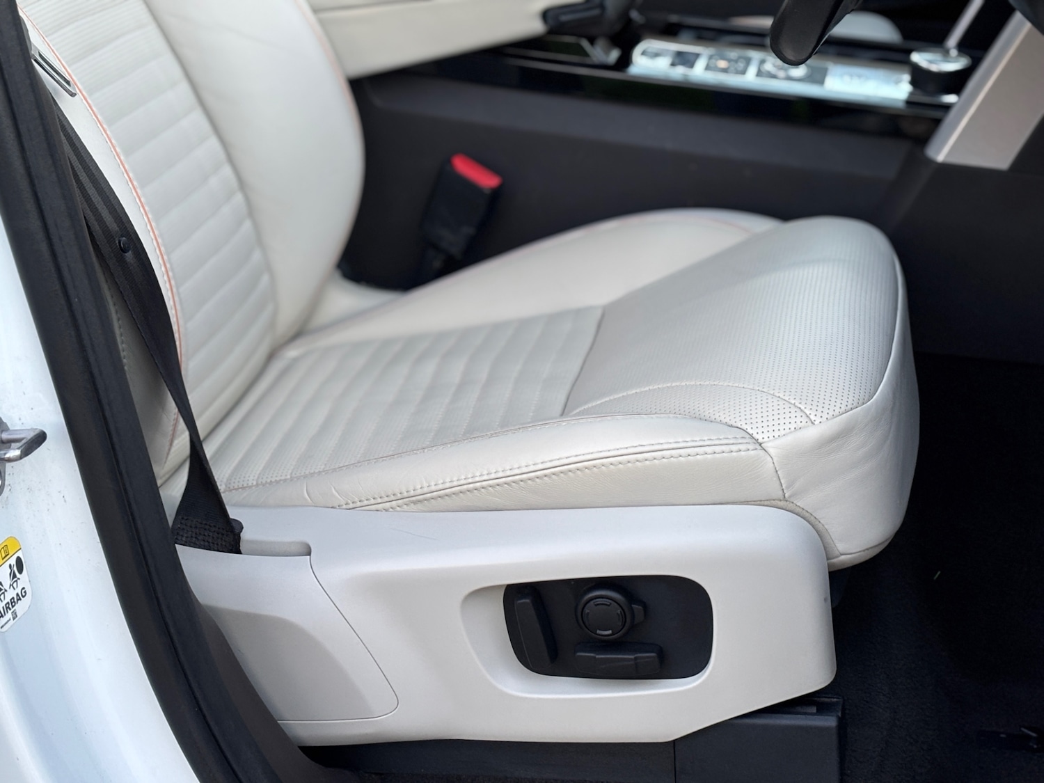 Used Land Rover Discovery 2017 for sale - 76643784: Photo 12