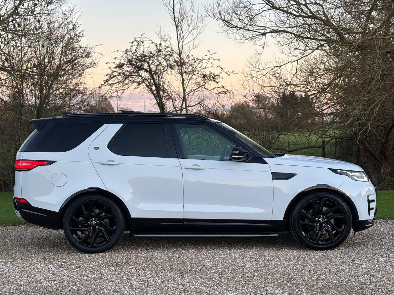 Used Land Rover Discovery 2017 for sale - 76643784: Photo 6