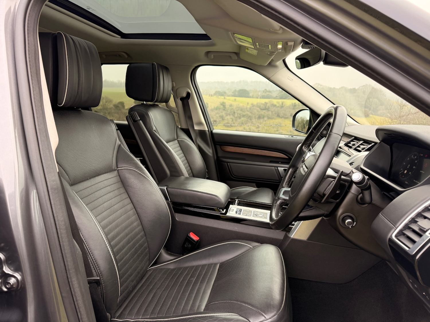 Used Land Rover Discovery 2018 for sale - 77504393: Photo 13