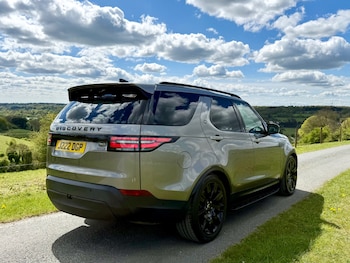 Used Land Rover Discovery 2018 for sale - 78343705: Photo