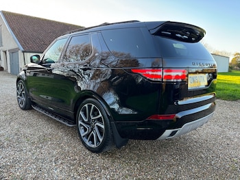Used Land Rover Discovery 2019 for sale - 72966542: Photo 2