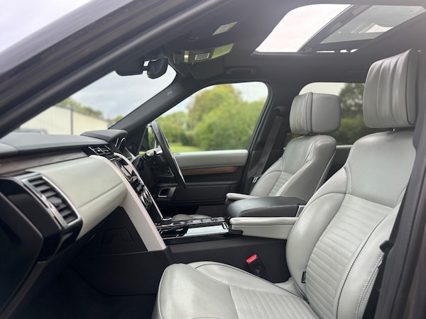 Used Land Rover Discovery 2017 for sale - 75418470: Photo 16