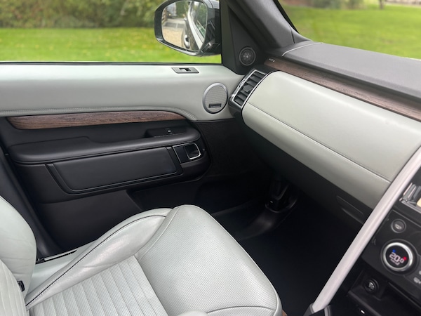 Used Land Rover Discovery 2017 for sale - 75418470: Photo 24