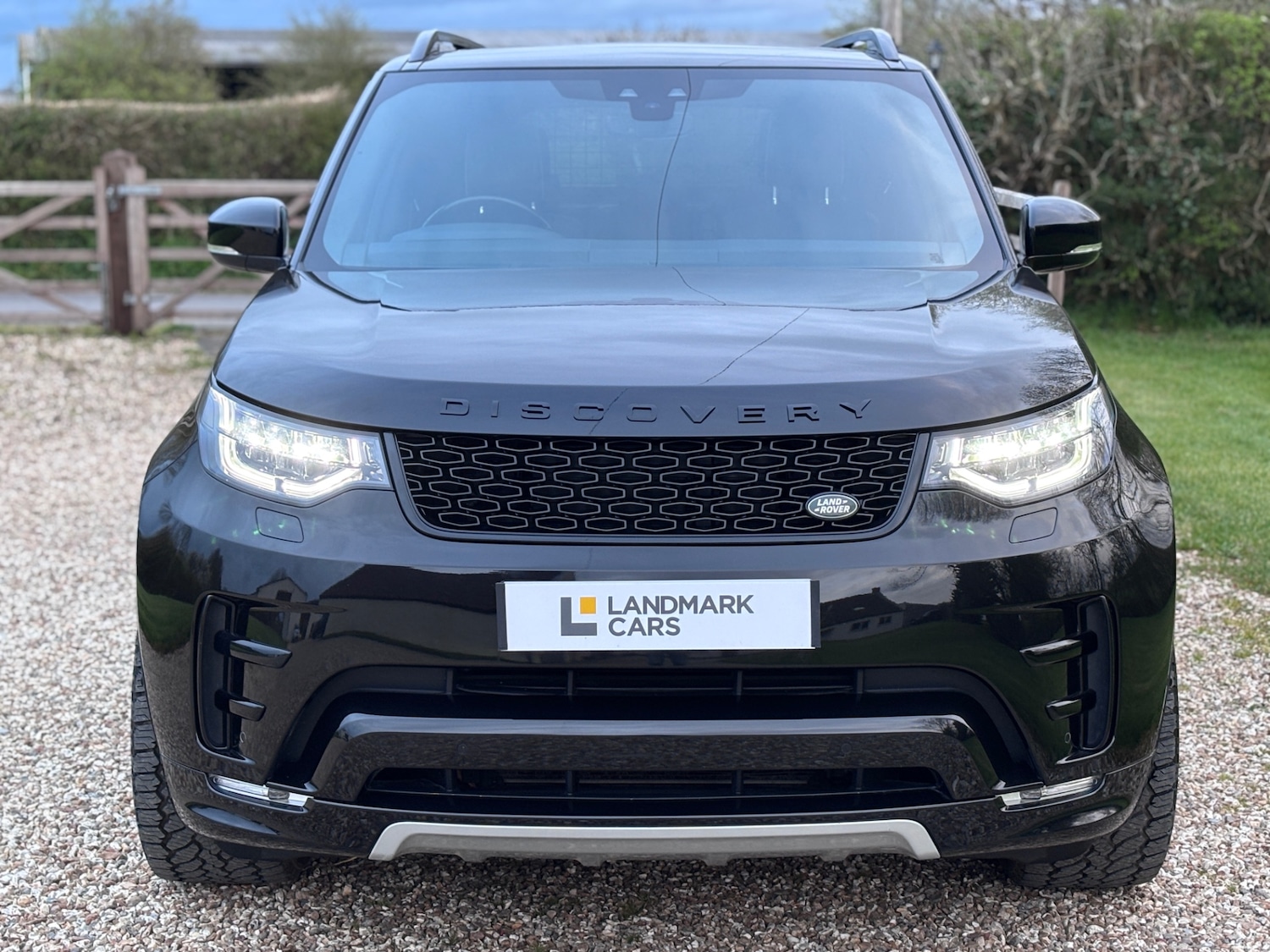 Used Land Rover Discovery 2018 for sale - 78063508: Photo 2