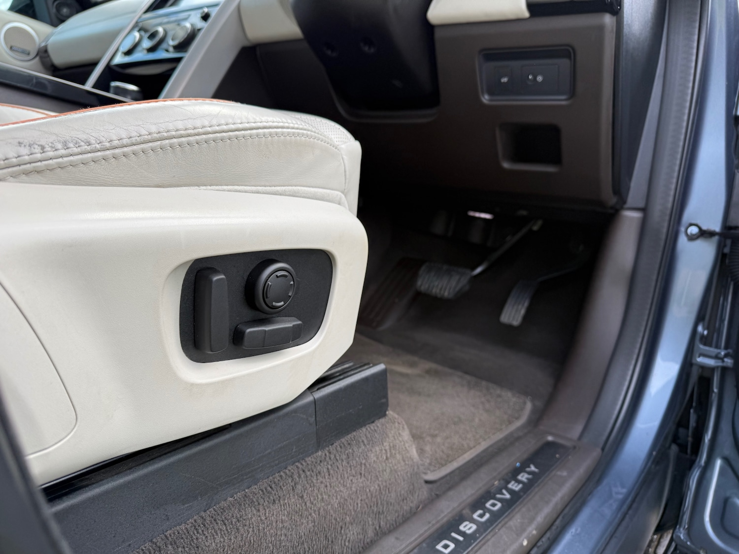 Used Land Rover Discovery 2019 for sale - 77545576: Photo 14