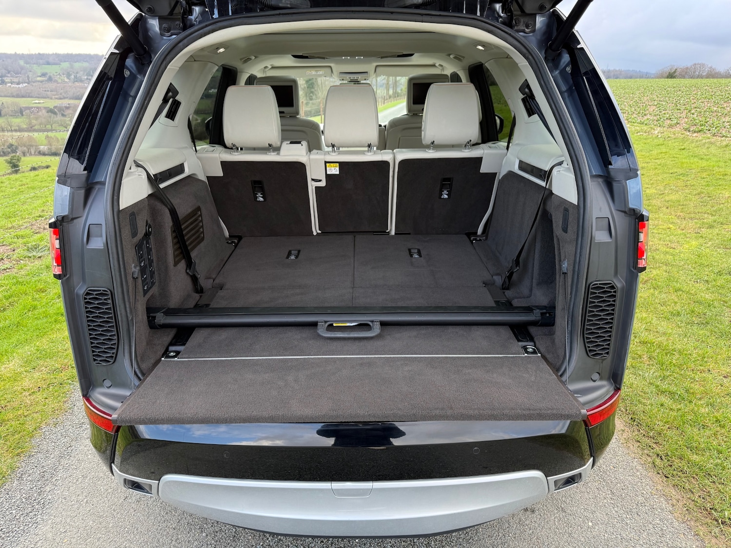 Used Land Rover Discovery 2019 for sale - 77545576: Photo 21