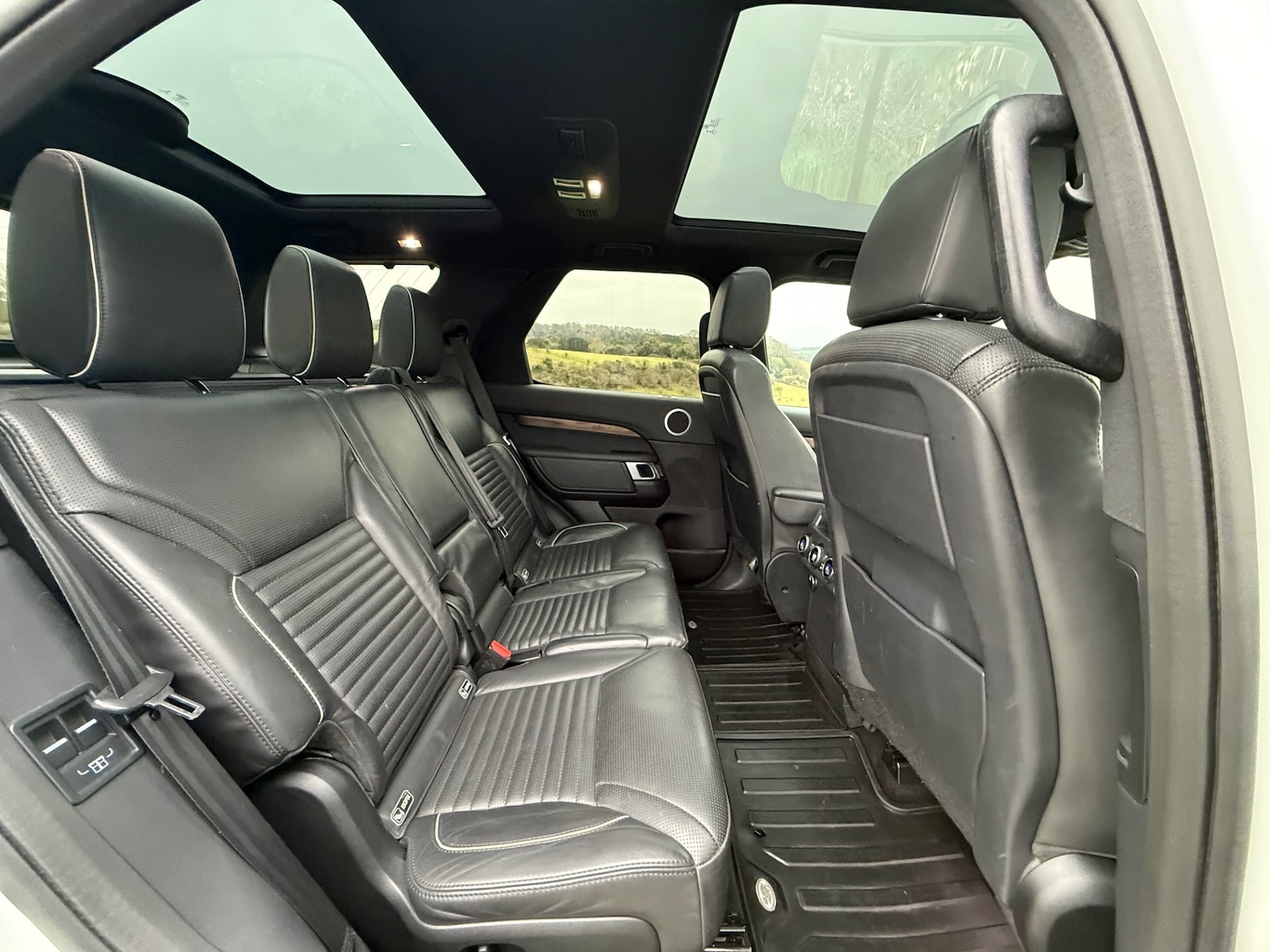 Used Land Rover Discovery 2017 for sale - 77604488: Photo 17