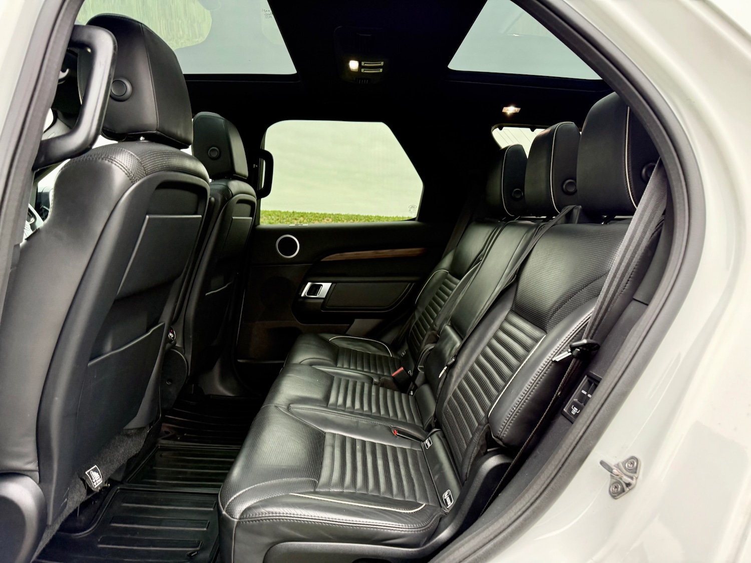 Used Land Rover Discovery 2017 for sale - 77604488: Photo 21