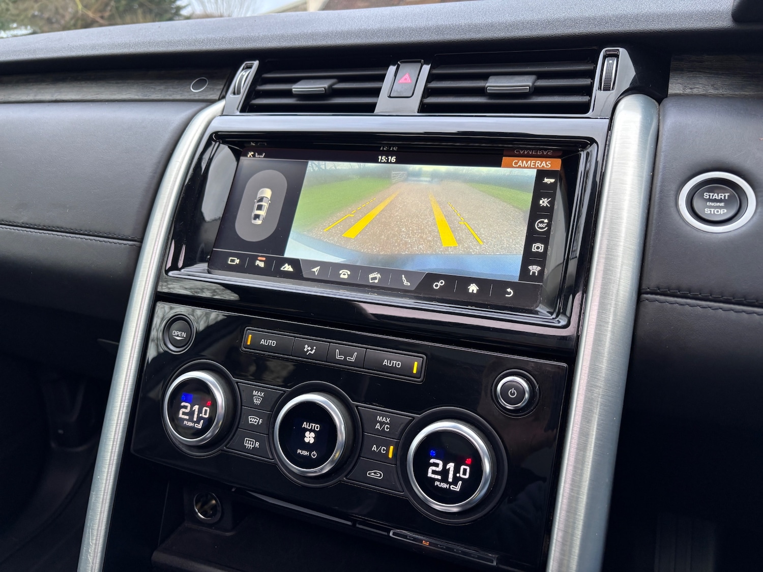 Used Land Rover Discovery 2018 for sale - 77303441: Photo 18