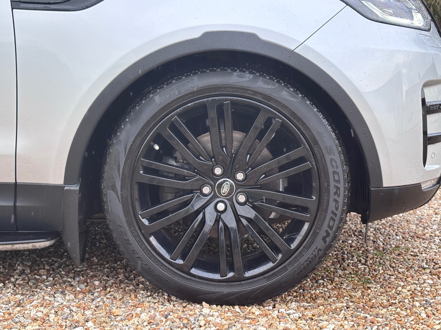 Used Land Rover Discovery 2018 for sale - 77303441: Photo 6