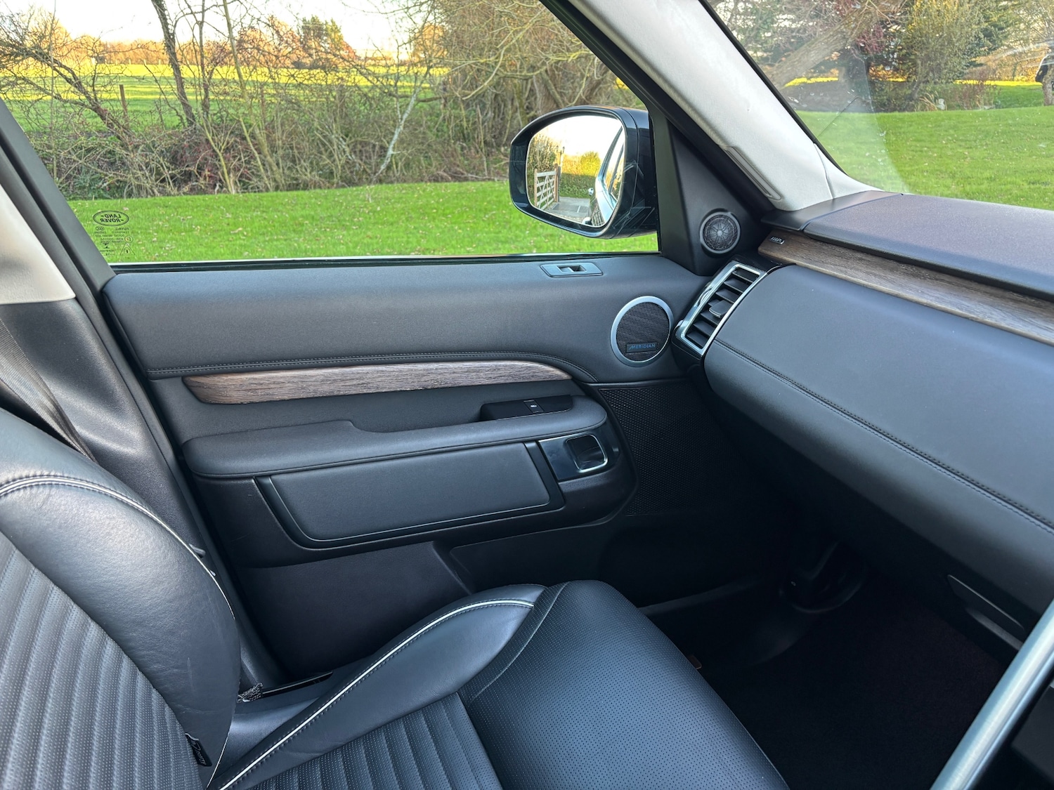 Used Land Rover Discovery 2018 for sale - 76643777: Photo 19