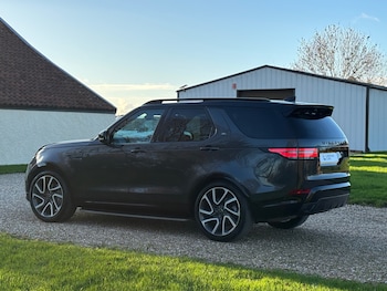 Land Rover Discovery feature image 3