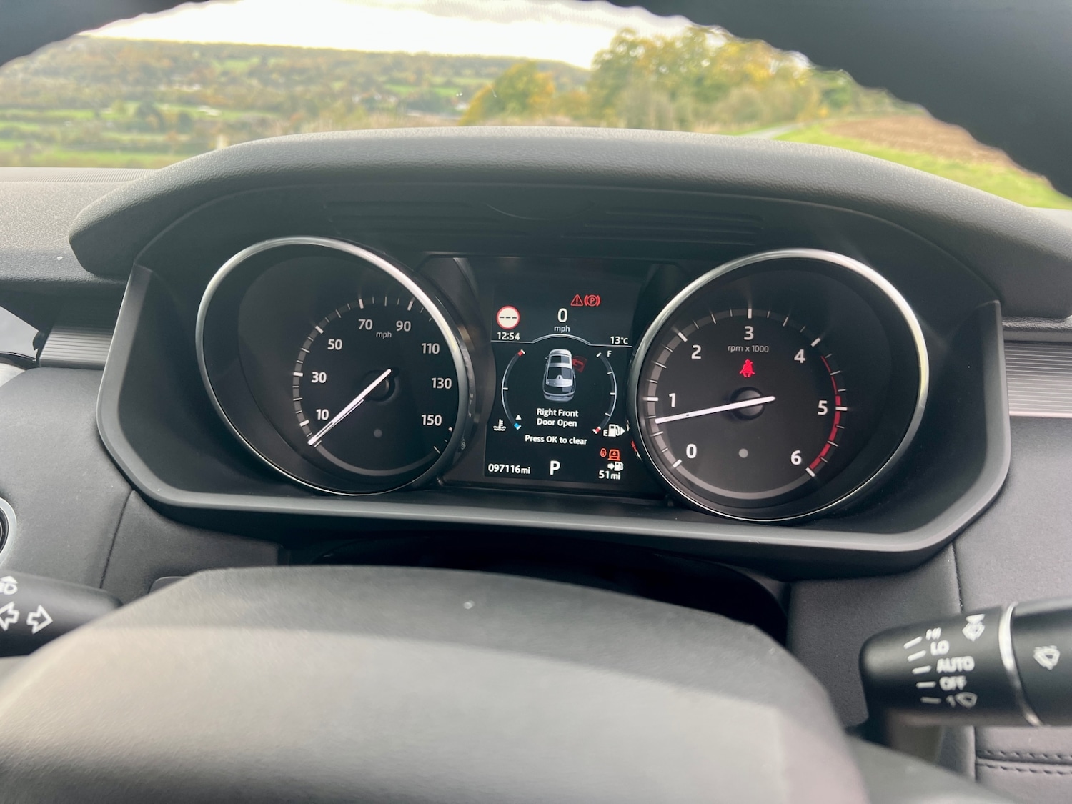 Used Land Rover Discovery 2017 for sale - 72688044: Photo 16