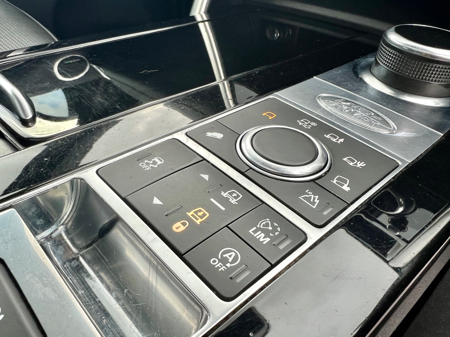 Used Land Rover Discovery 2017 for sale - 72688044: Photo 17